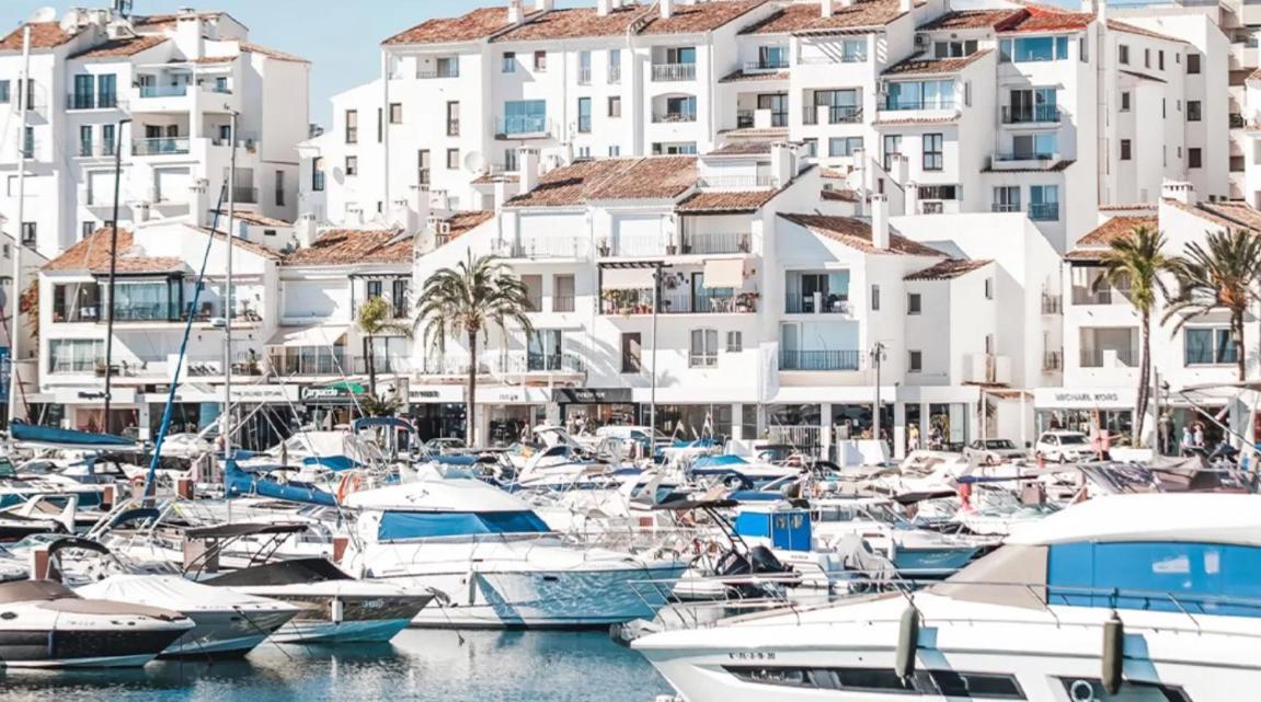 Increible Bajo Con Jardin Y Piscina - Puerto Banus Apartamento *