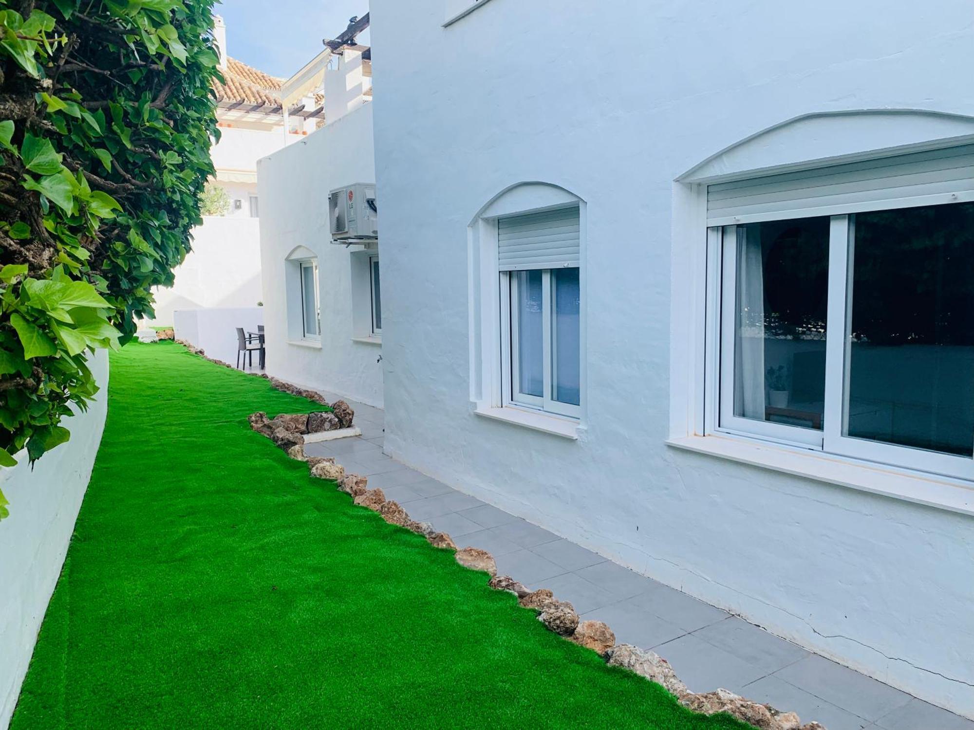 Increible Bajo Con Jardin Y Piscina - Puerto Banus Apartamento